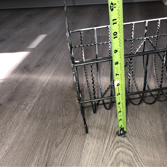 Metal magazine rack - Picture 6 of 14